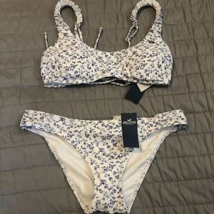 SM hollister swimsuit NWT